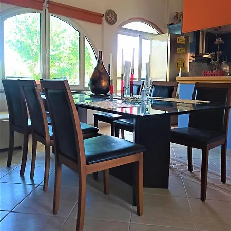 Vila Dina